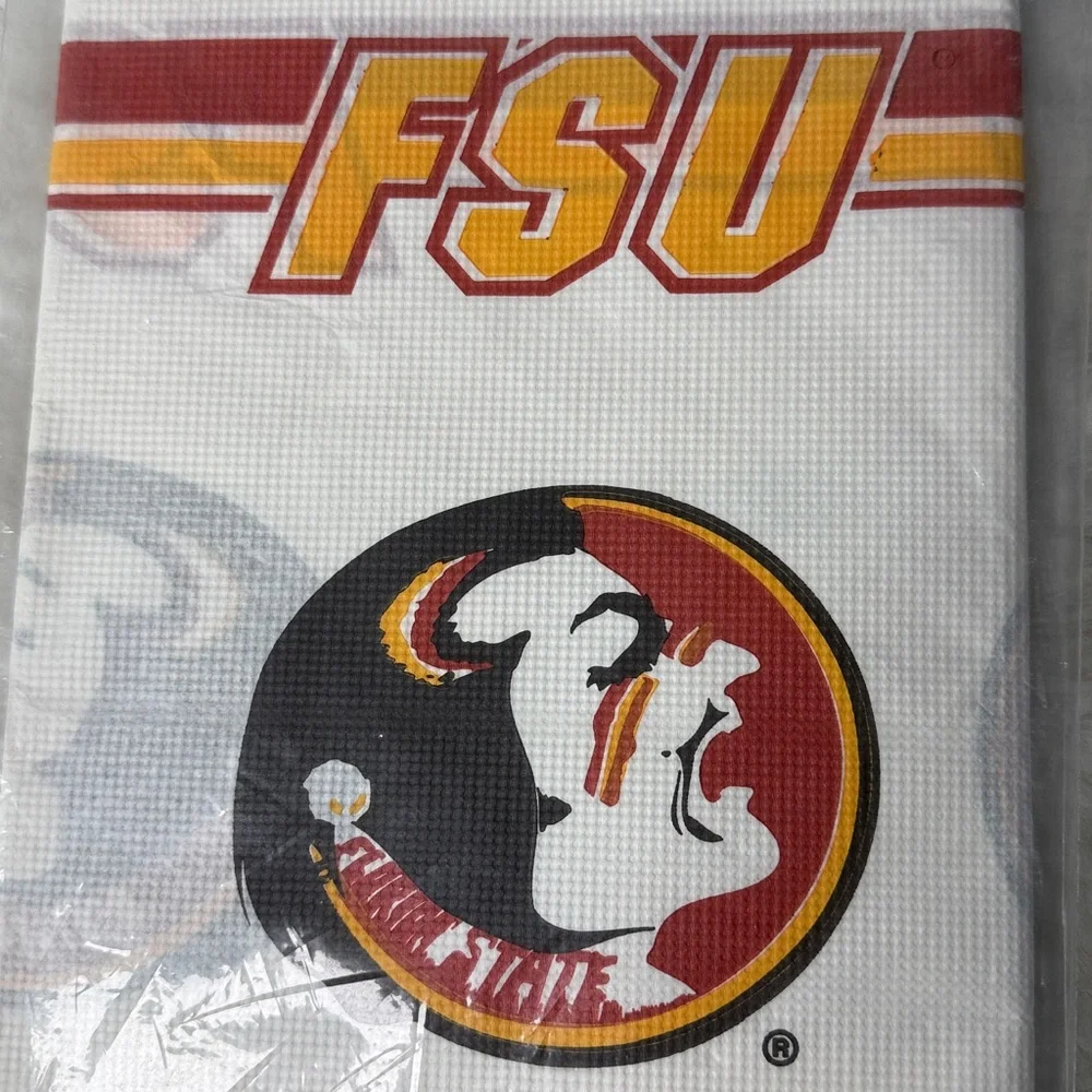 VTG FSU Paper Tablecover‎ Tablecloth NEW Florida State Seminoles Noles USA Made